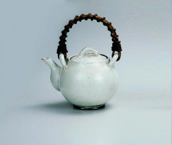 粉引丸土瓶(大)