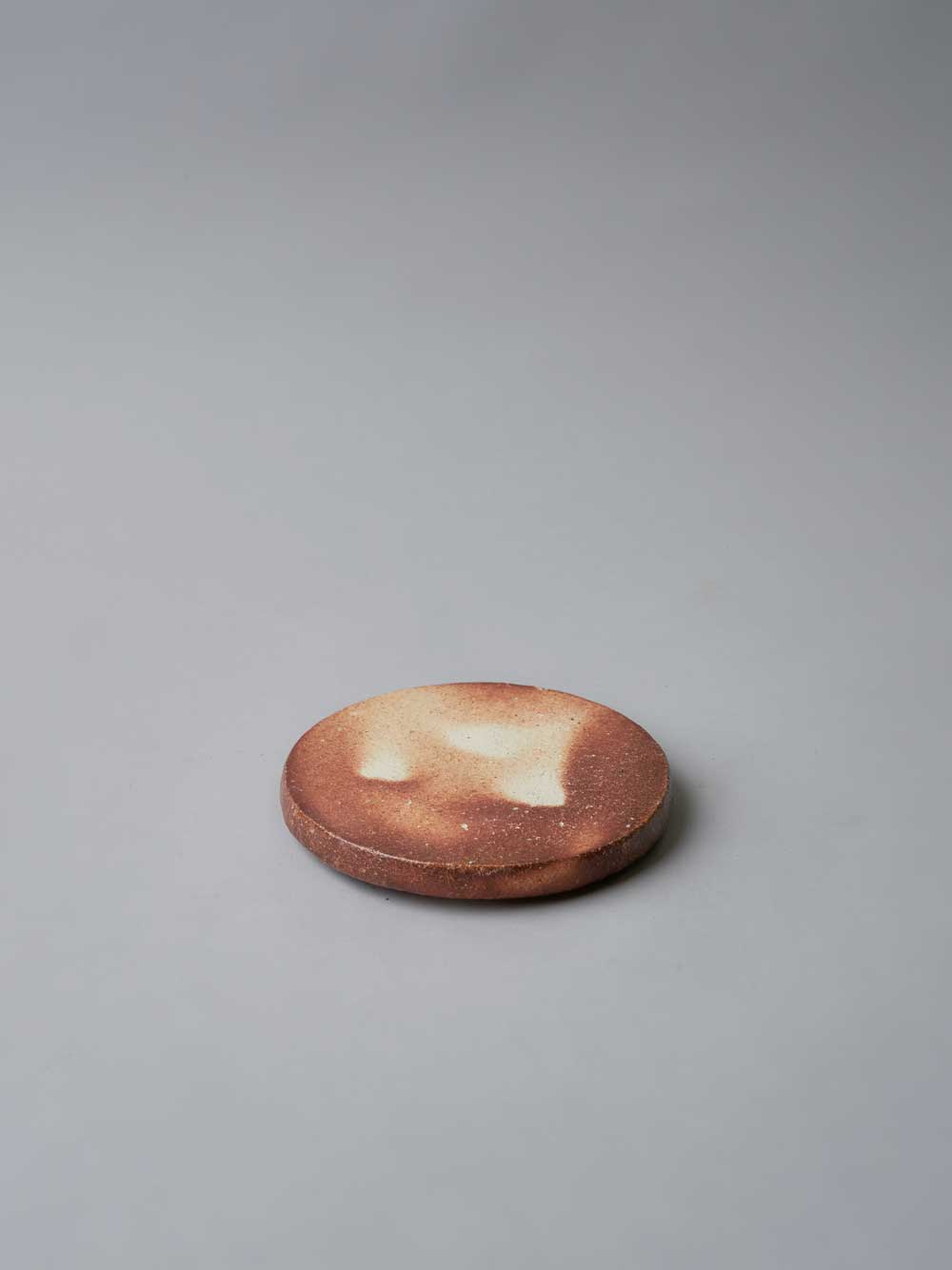Round Plate<br />Ancient Shigaraki style