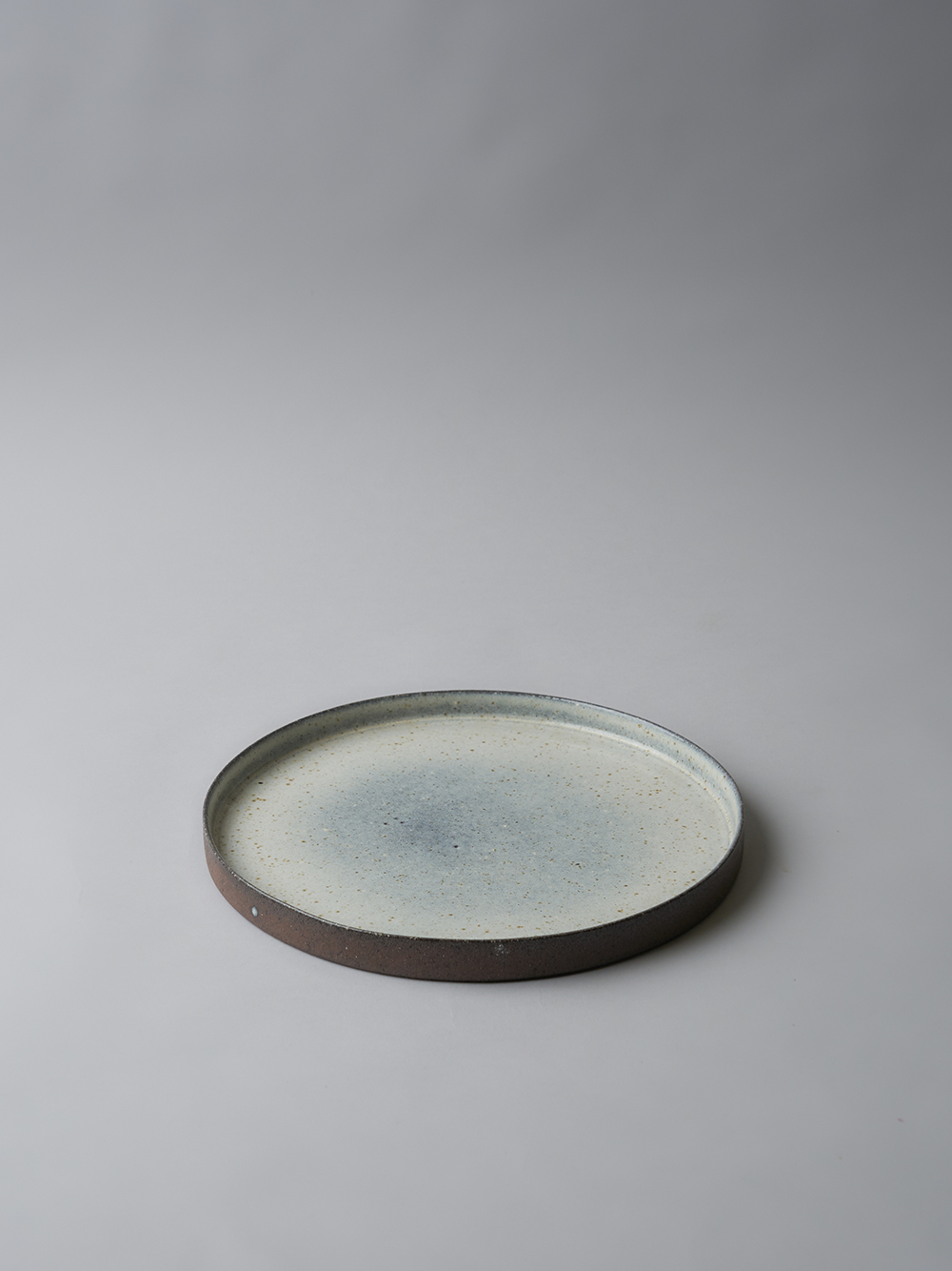 Straight-Edged Plate<br />White hagi, black accented