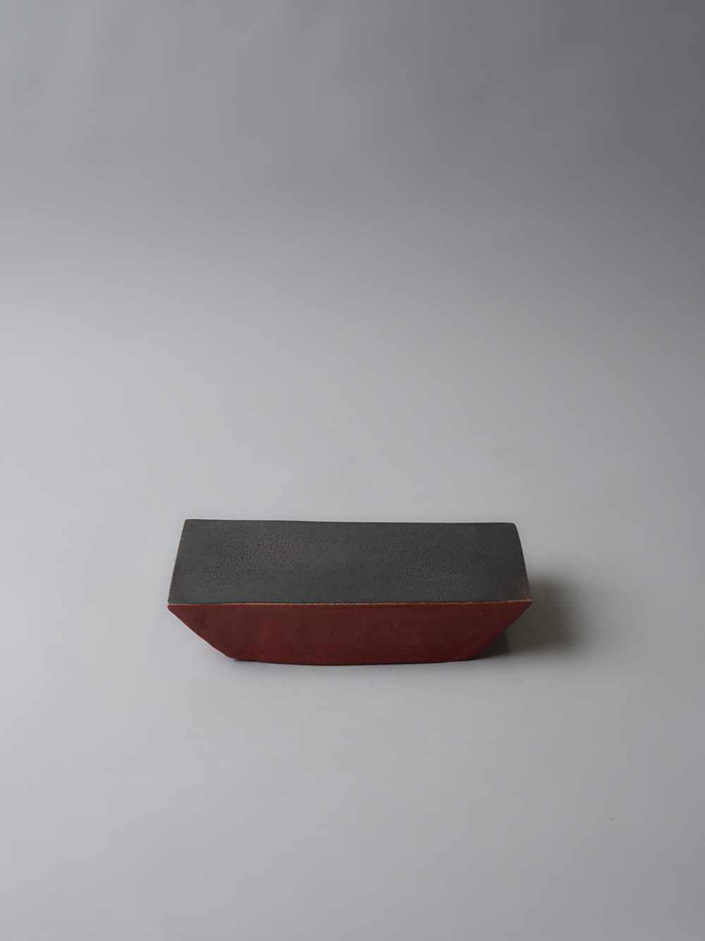 Elevated Plate<br />Red tenmoku
